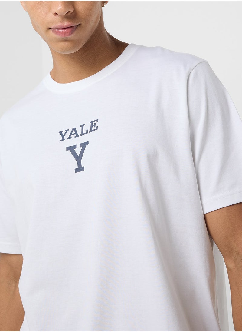 FAV Graphic Crew Neck T-Shirt - Image 3