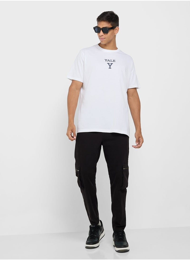 FAV Graphic Crew Neck T-Shirt - Image 4