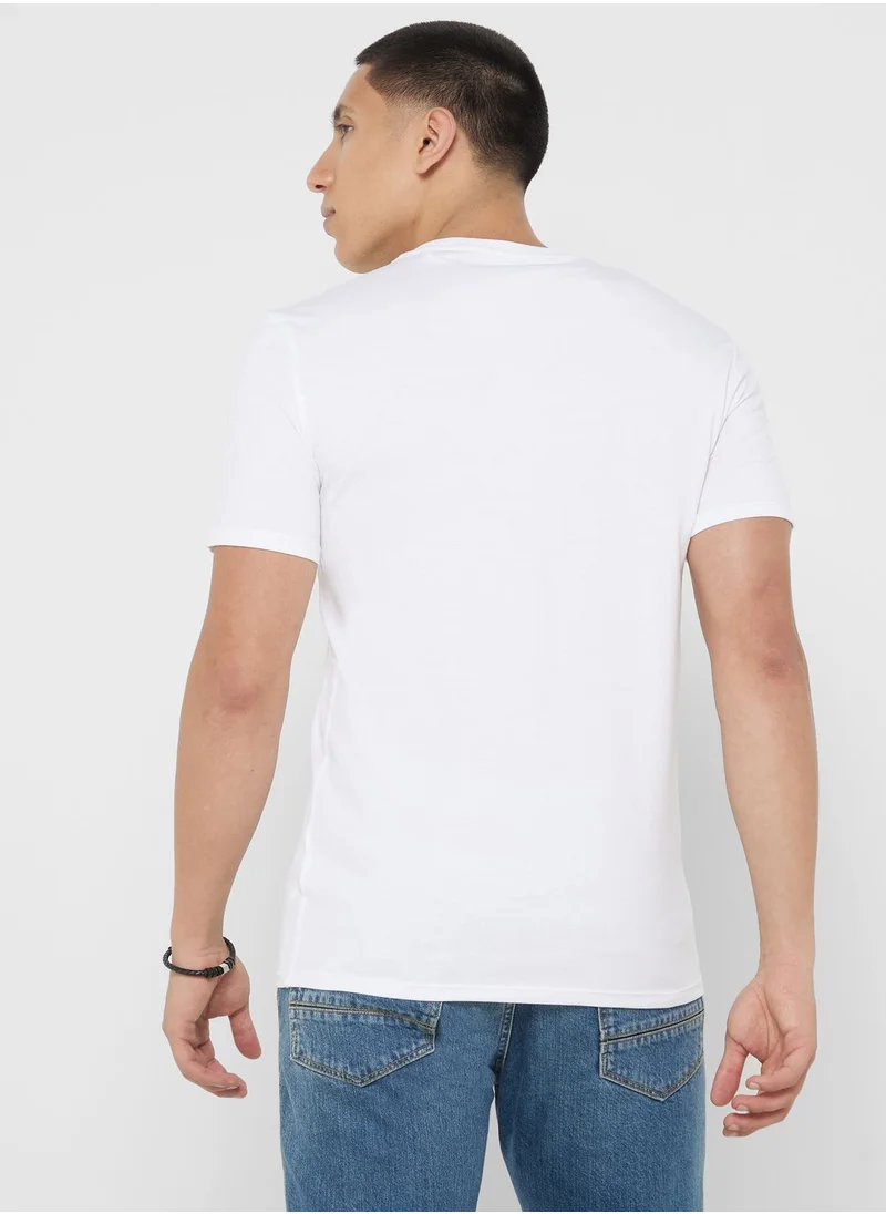 GUESS Logo Printed Crew Neck T-Shirt