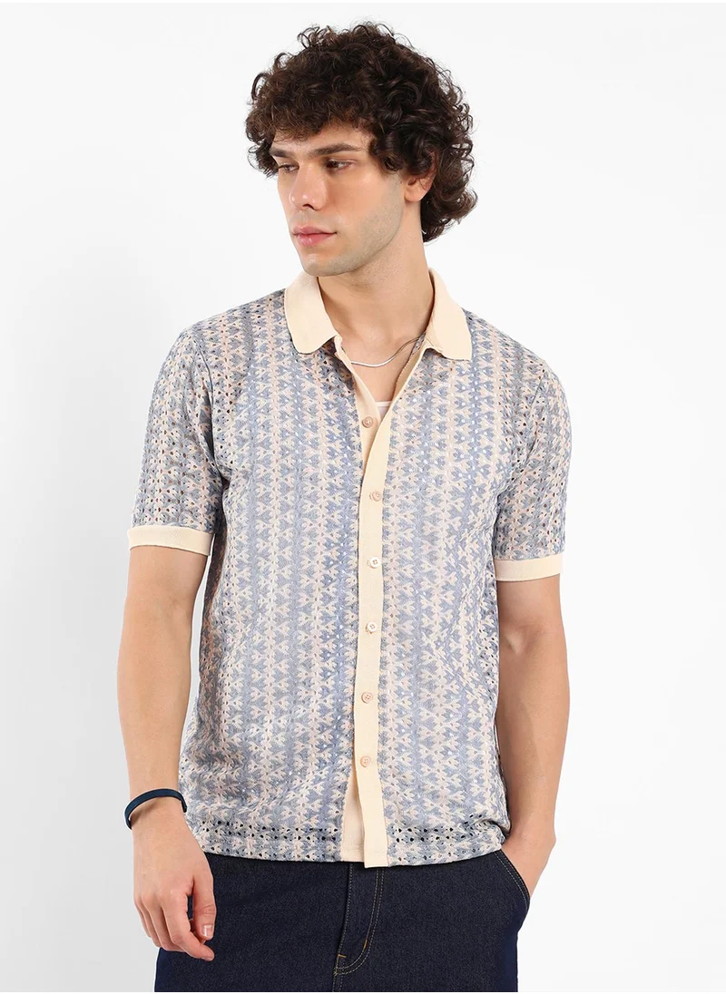 Campus Sutra Men's Powder Blue Ditsy Floral Knit Shirt