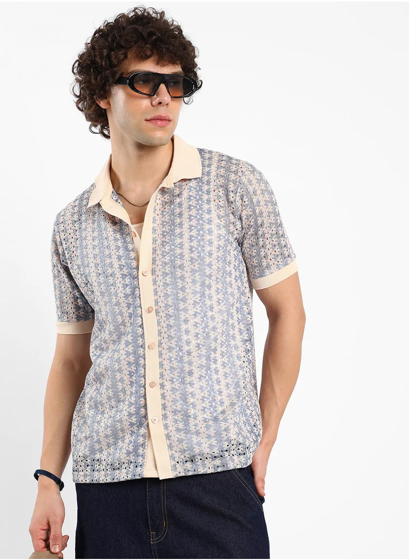 Campus Sutra Men's Powder Blue Ditsy Floral Knit Shirt