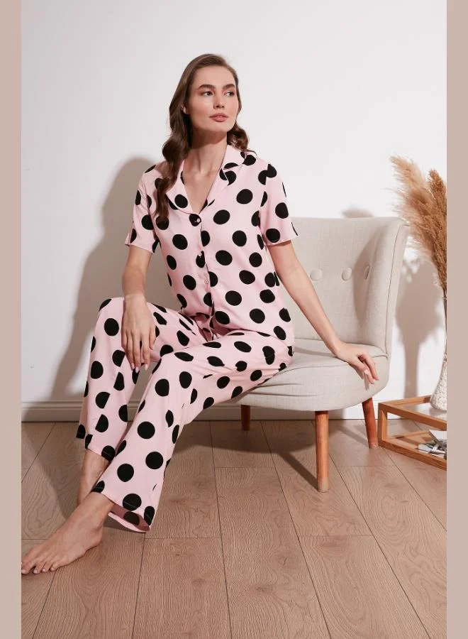 ليلا طقم بيجامة نسائي قصير الأكمام بياقة مونو وساق واسعة من ليلا