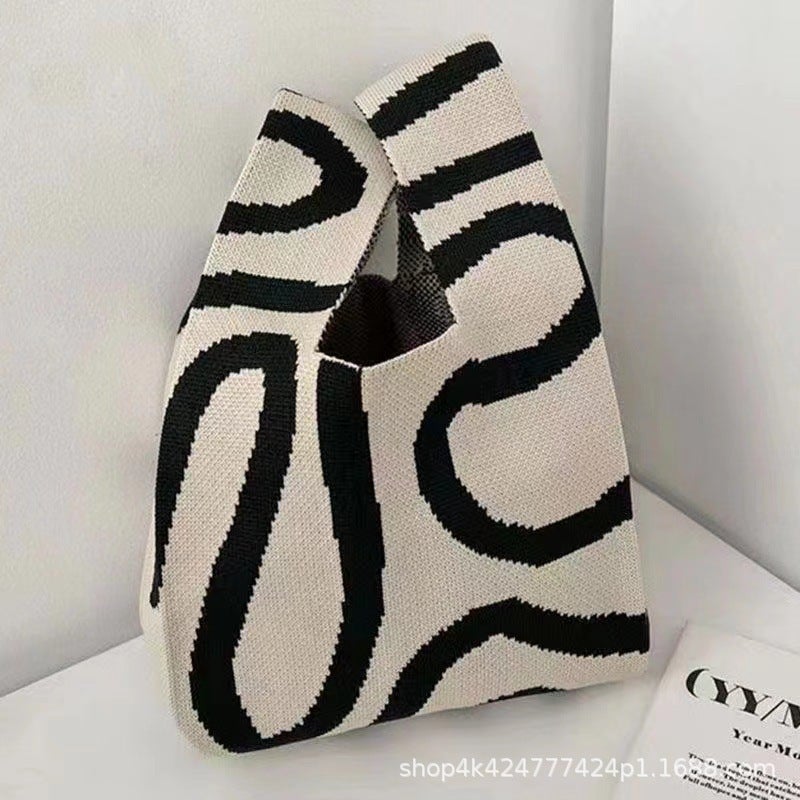 Ins Internet Celebrity New Year Knitted Bag Cute Animal Style Vest Bag Women'S Bag Japanese And Korean Style All-Match Outdoor Knitted Bag - Image 1