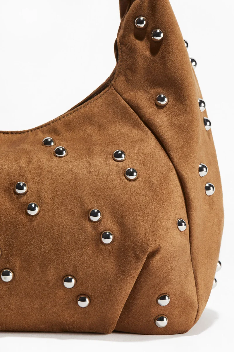 اتش اند ام حقيبة كتف مرصعة