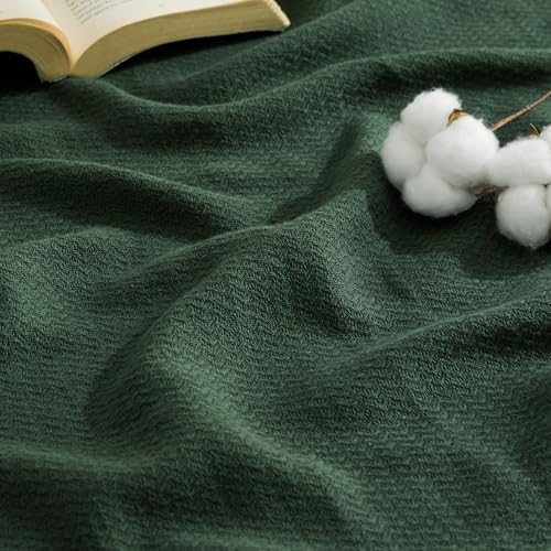 Bedsure بطانية Bedsure GentleSoft 100% قطن بحجم كوين للسرير - قابلة للتنفس وخفيفة الوزن، ناعمة ومريحة مع نسيج متعرج منسوج للصيف، أخضر داكن، 90x90 بوصة - Image 1