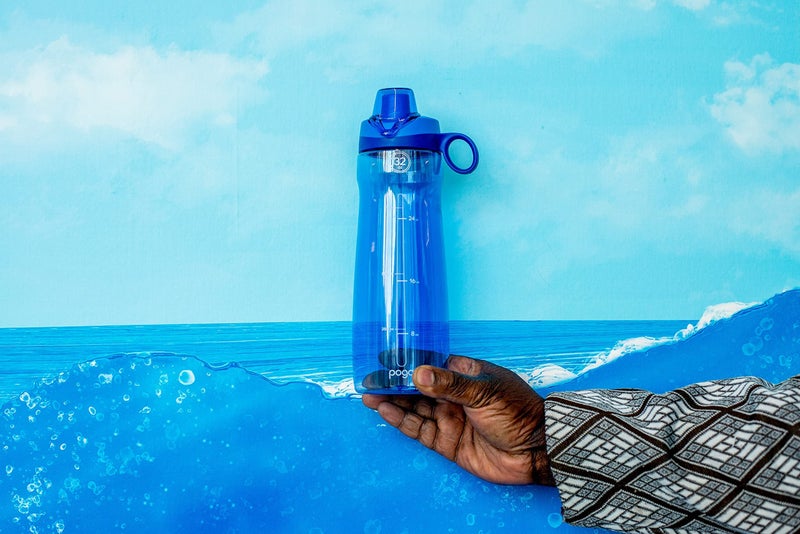 Pogo BPA-Free Tritan Plastic Water Bottle with Chug Lid, 32 Oz, Blue - Image 2