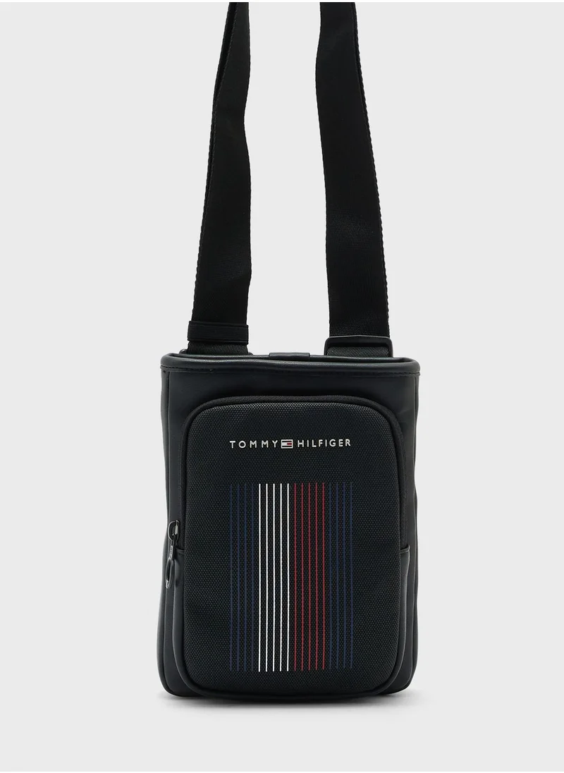 TOMMY HILFIGER Logo Crossbody Bag