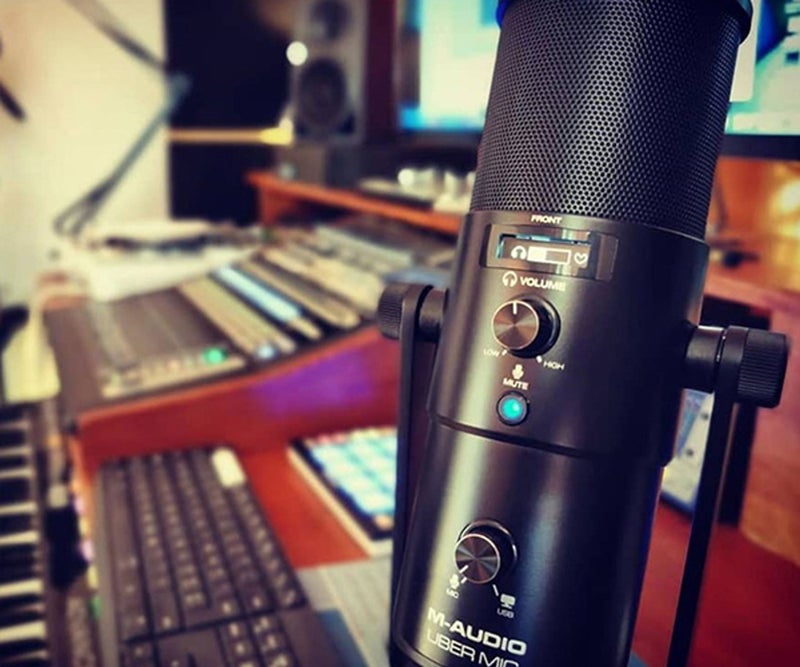 M-Audio Uber Mic USB Condenser Microphone 4 Polar Patterns with Headphone Monitoring - Image 5