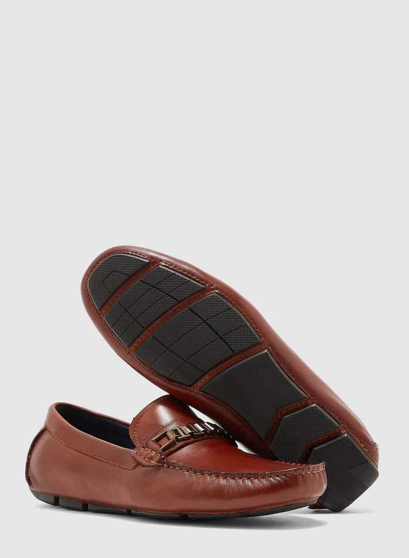 STEVE MADDEN Heyer Chain Details Loafers