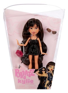 BRATZ X Kylie Jenner Day Fashion Doll With Accessories And Poster  - Image 2