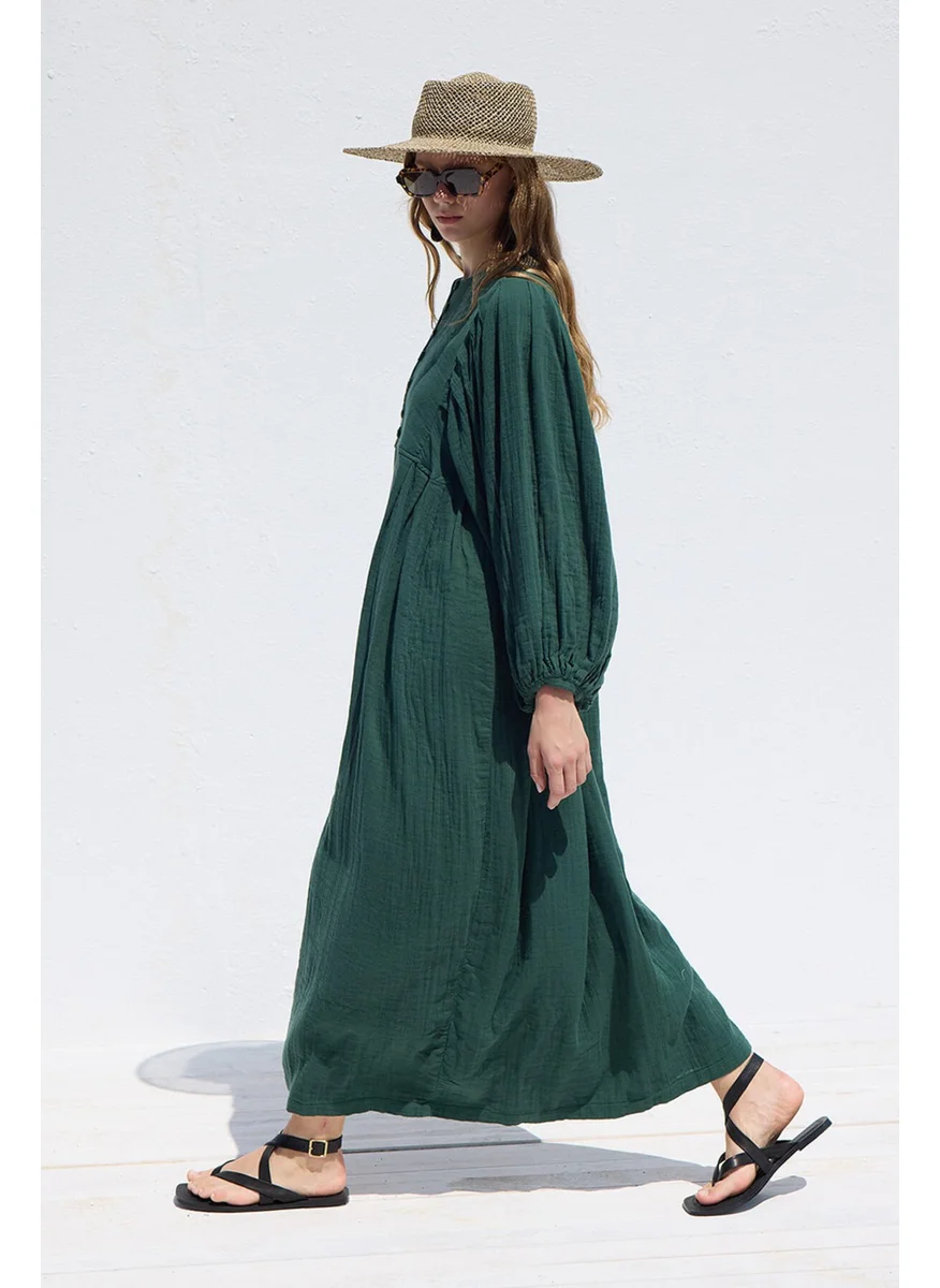 مانوكا Pleated Detailed Muslin Dress Emerald