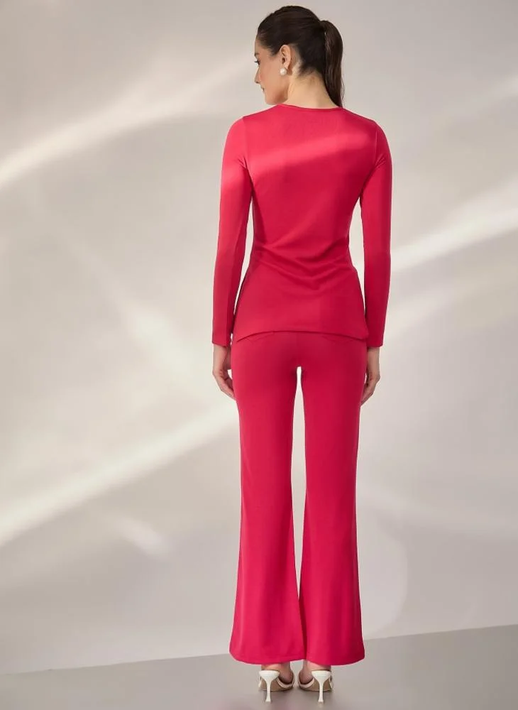 بانيت طقم بانِت نسائي بلوزة وبنطلون باللون الماجنتا