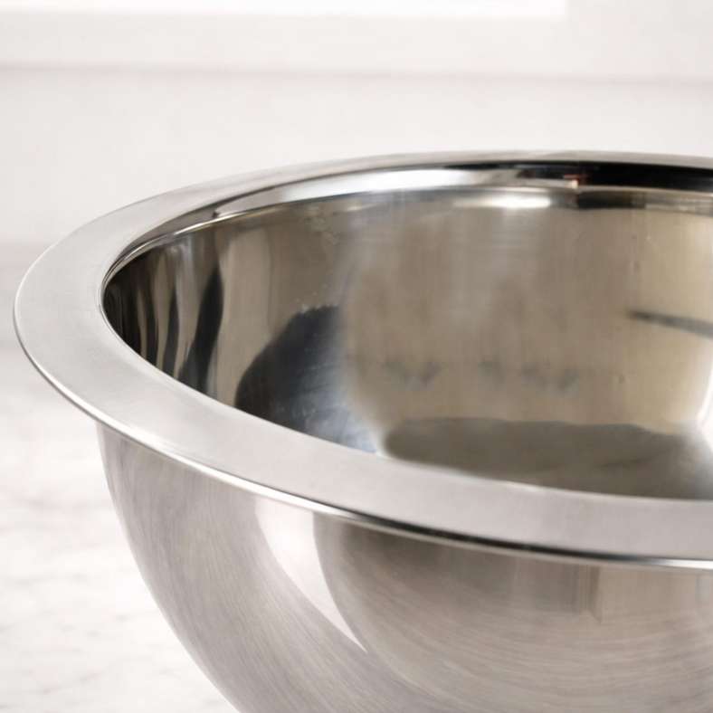 Pan Home Stainless Steel Mixing Bowl - 26cm Diameter - Image 2