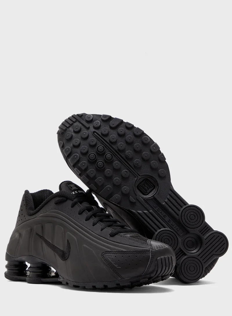 Nike Shox R4