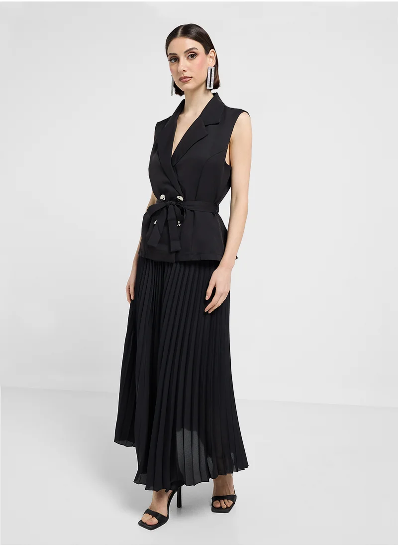 ايلا Sleeveless Dress With Pleats