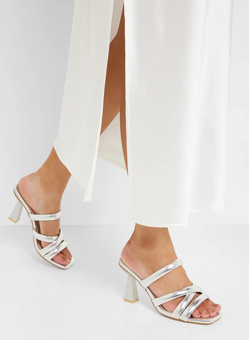 B&R High Heeled Sandal