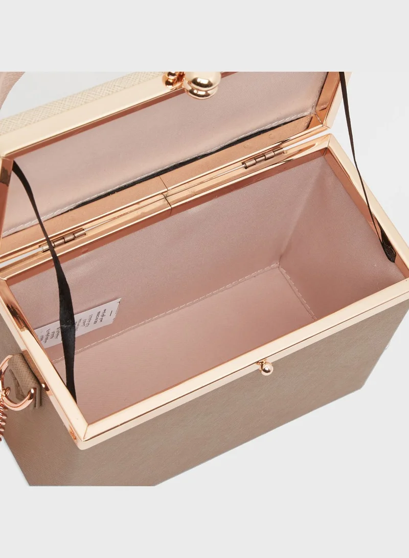 shoexpress Chain Detail Box Satchel