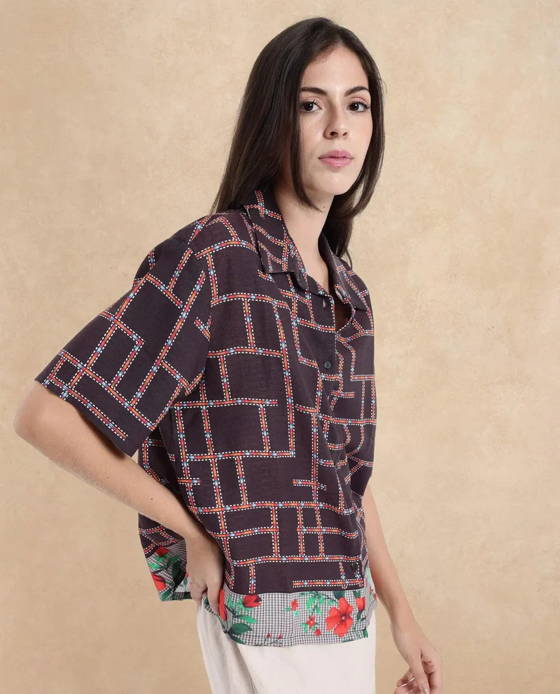 Rareism Women's Geometric Print Shirt With Floral Border