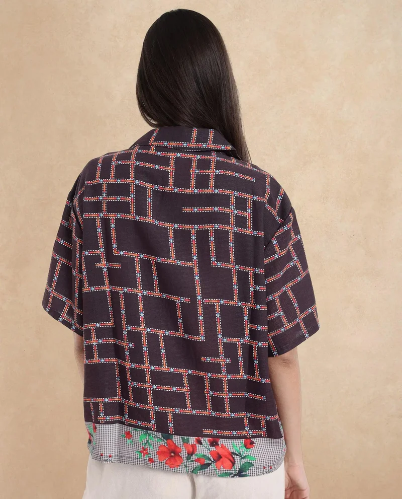 Rareism Women's Geometric Print Shirt With Floral Border