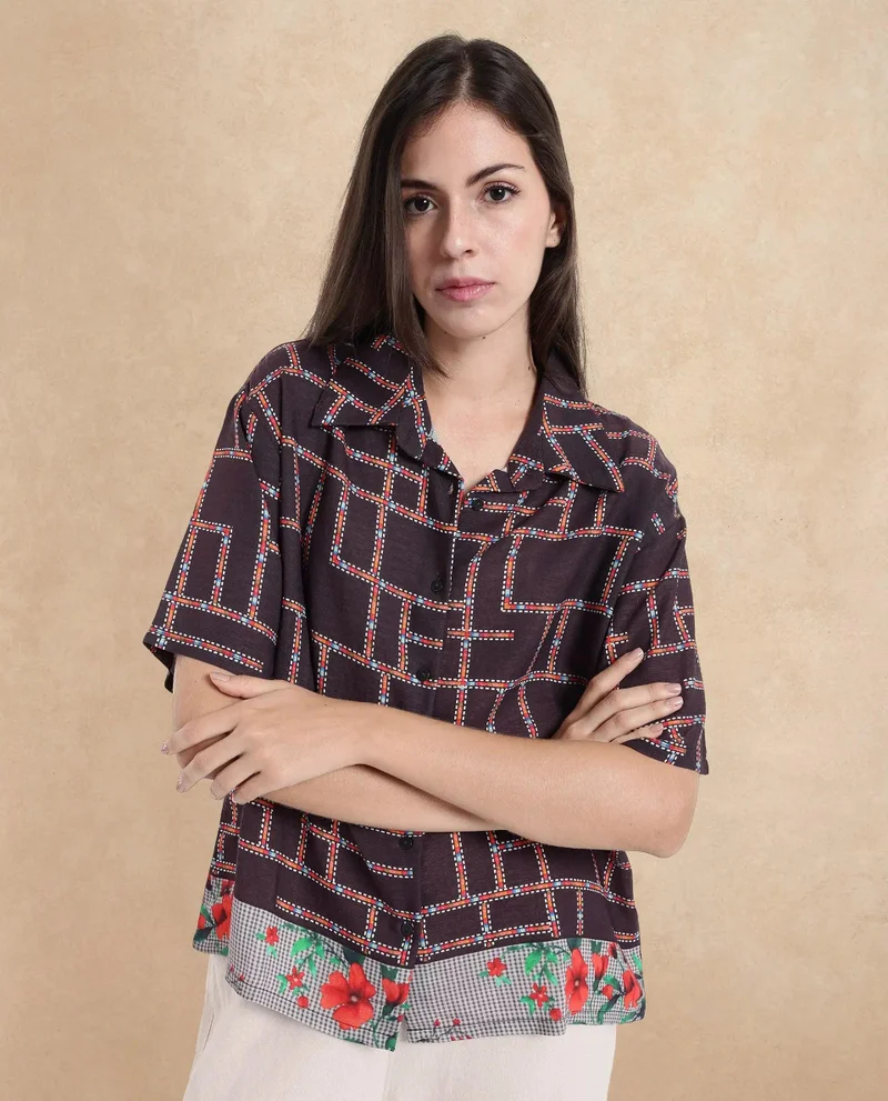Rareism Women's Geometric Print Shirt With Floral Border