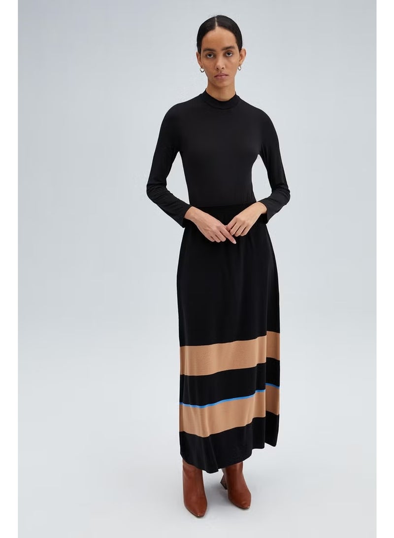 Touche Striped Knitwear Skirt with Elastic Waist - Image 2
