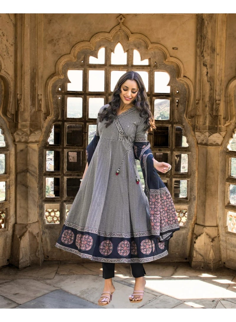 Anarkali Kurta set in Pure Cotton - Image 1