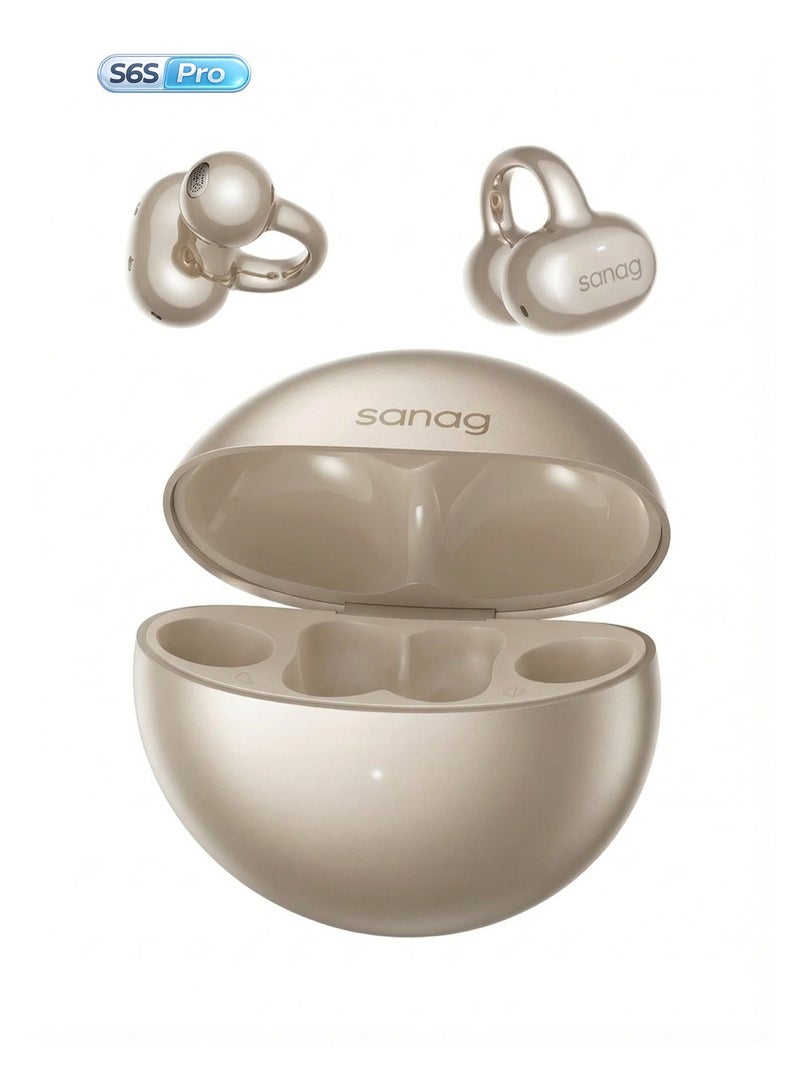ساناج سماعات SANAG S6S Pro اللاسلكية، سماعات بلوتوث مفتوحة بمشبك الأذن، خفيفة الوزن 4 جرام بمقاس مريح، مكالمات واضحة، عمر بطارية طويل 42 ساعة، مقاومة للعرق IPX4، متوافقة مع iOS وAndroid - ذهبي - Image 2