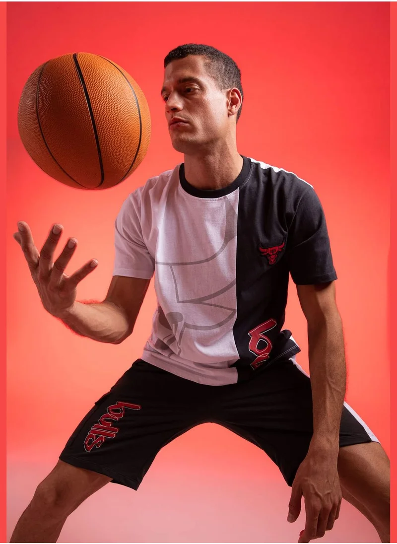 ديفاكتو Man NBA Chicago Bulls Licenced Knitted T-Shirt