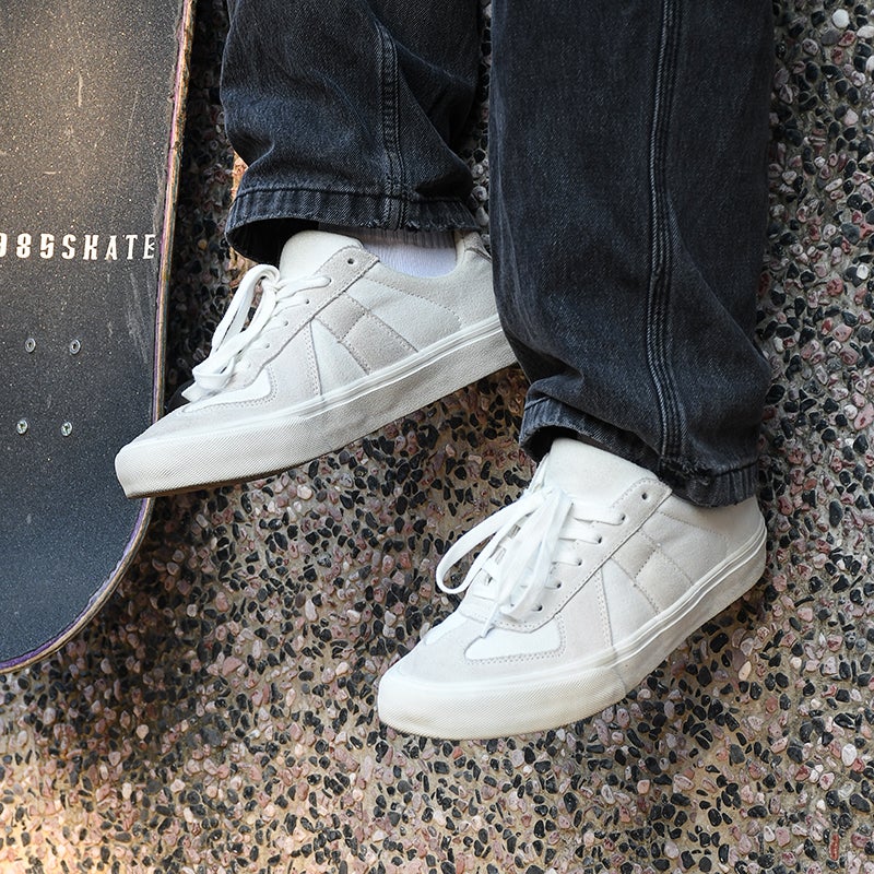 Pole Road Passenger New American Retro German Training Shoes White Shoes For Male And Female Students Wear-Resistant Shock-Absorbing Professional Sliding - Image 4