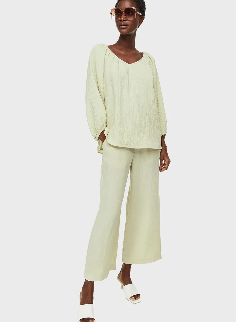 H&M Puff Sleeve Crinkled Top