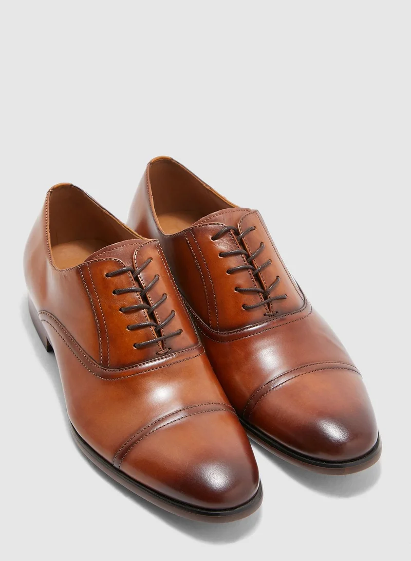 STEVE MADDEN Herbert Lace Ups