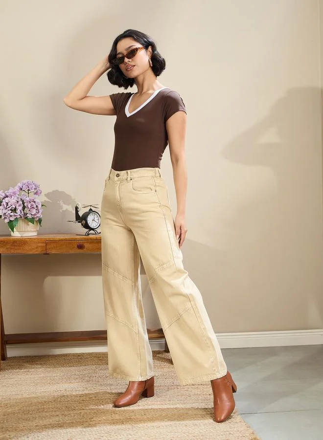 SASSAFRAS Women Brown Contrast Deep V Neck Fitted Crop T-Shirt