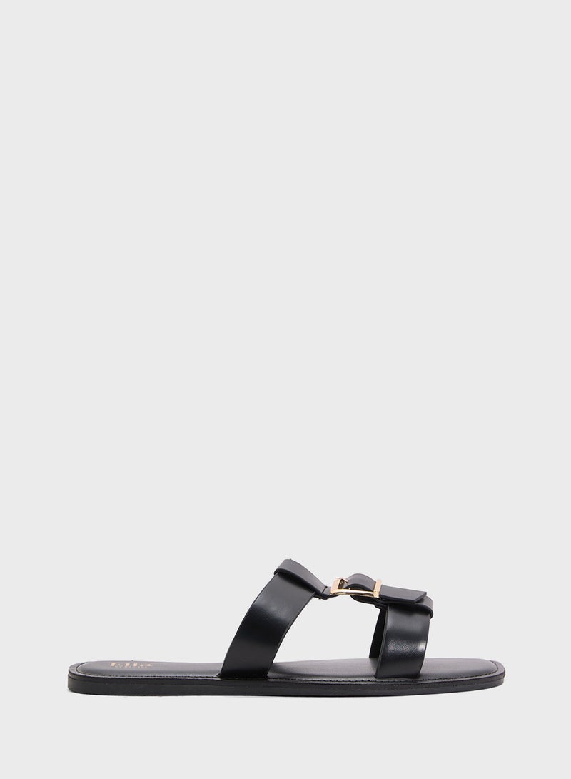 ايلا صندل مسطح بإبزيم - Image 1