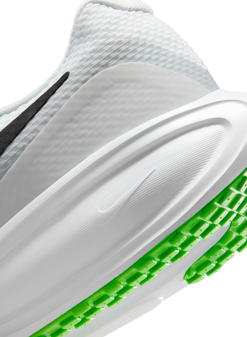 Nike REVOLUTION 8 - Image 5