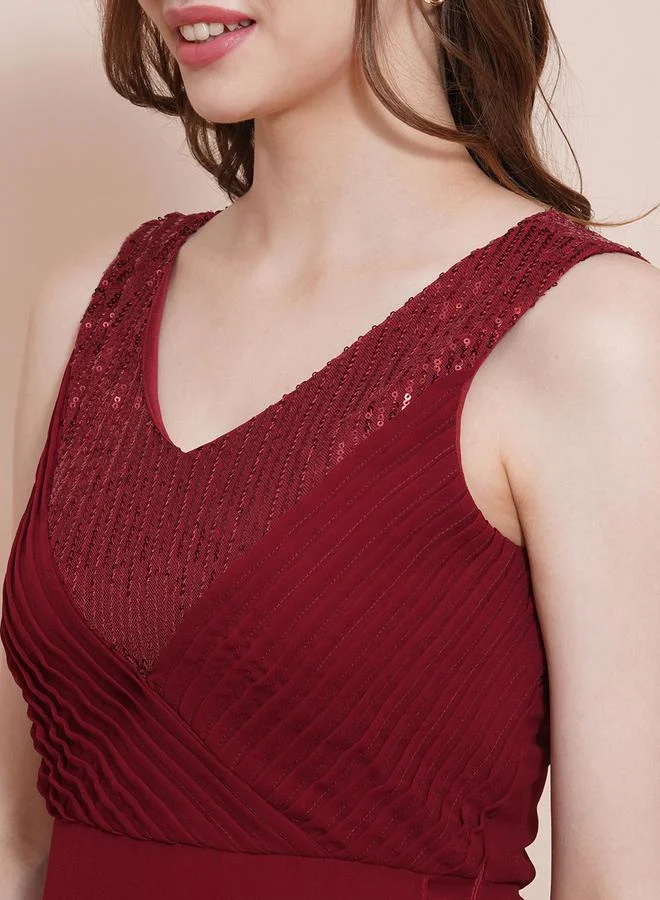 globus Women Maroon V-Neck Sequined Maxi Dress
