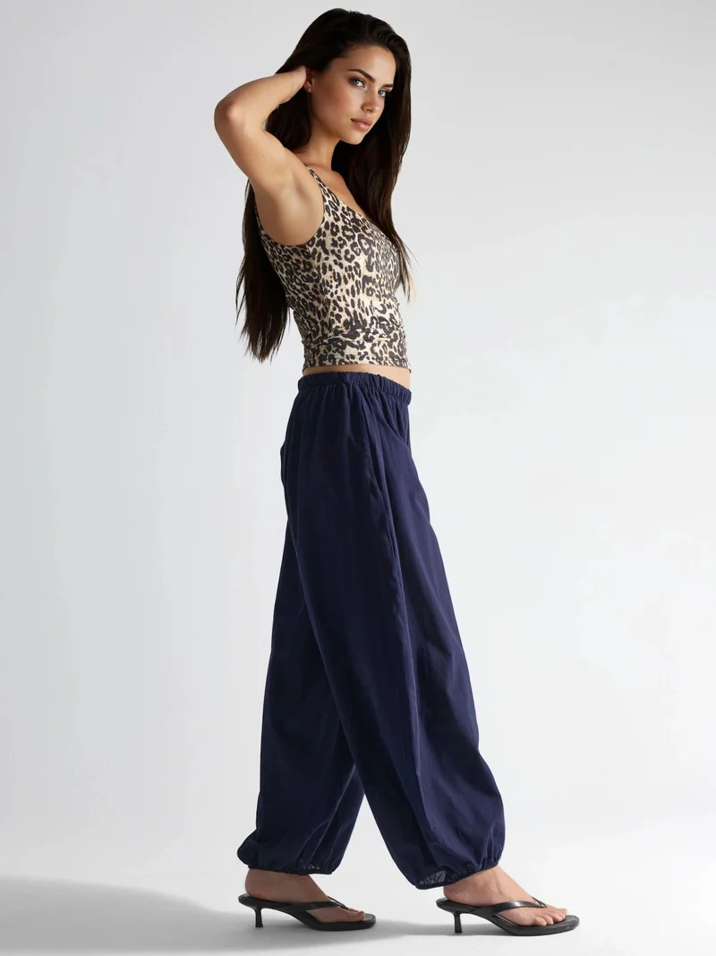 Busem Navy Blue Elastic Waist Balloon Pants with Pockets for Women | Best Price UAE