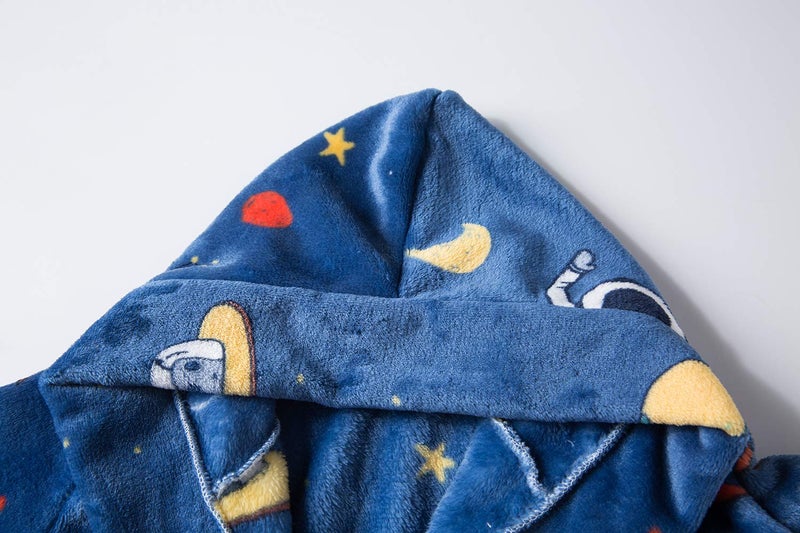 FunnyPaja Boys Soft Fleece Robes Plush Hooded Bathrobes Sleepwear for Kids 1-16 Years Blue Spaceman 11-12 Years - Image 3