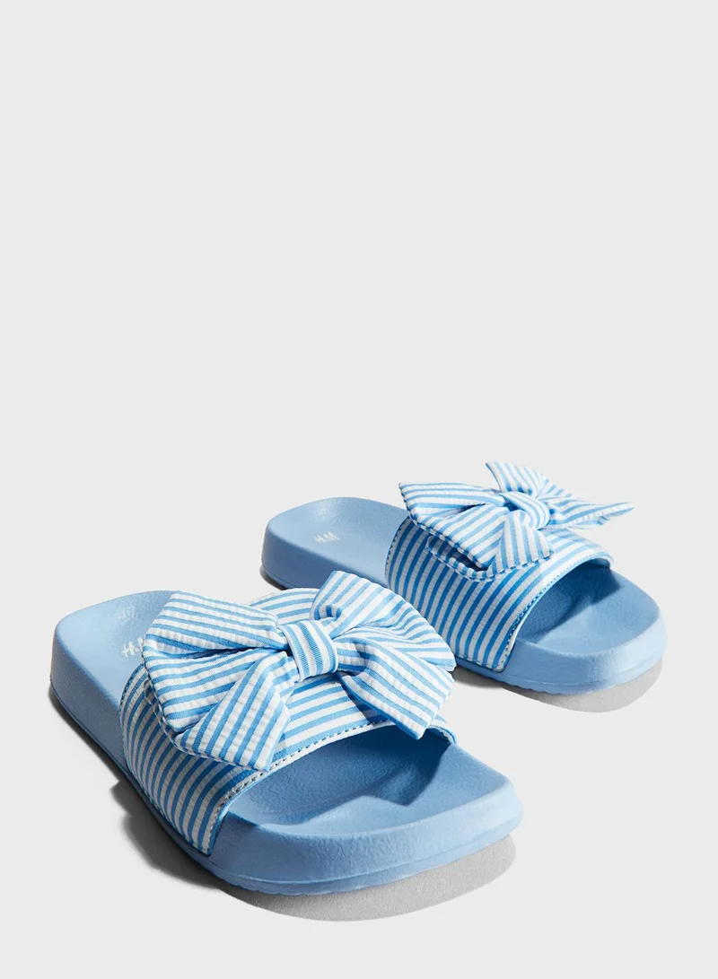 اتش اند ام Pool bow detail slides
