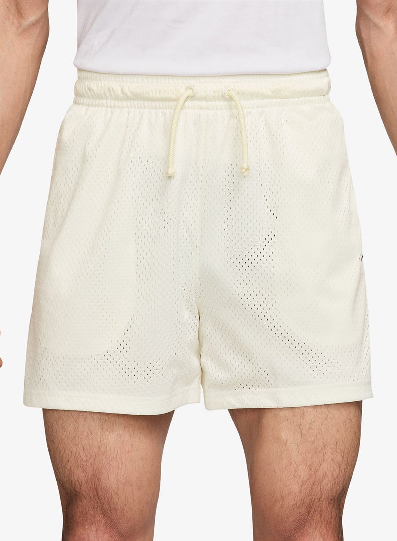 Nike 5" Dri-Fit Standard Issue Practice Mesh Shorts - Image 1