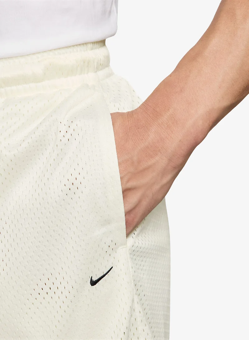 Nike  5" Dri-Fit Standard Issue Practice Mesh Shorts for Men | Best Price UAE