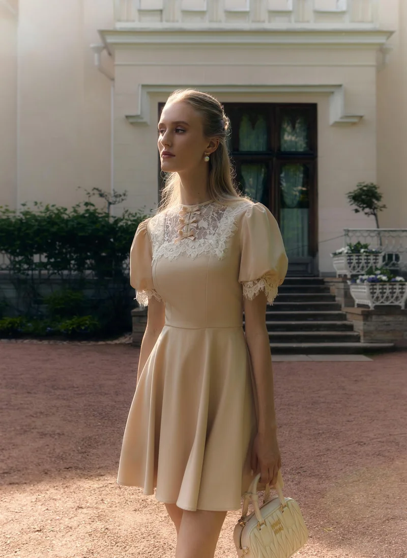 Lichi Mini dress with lace collar and cuffs