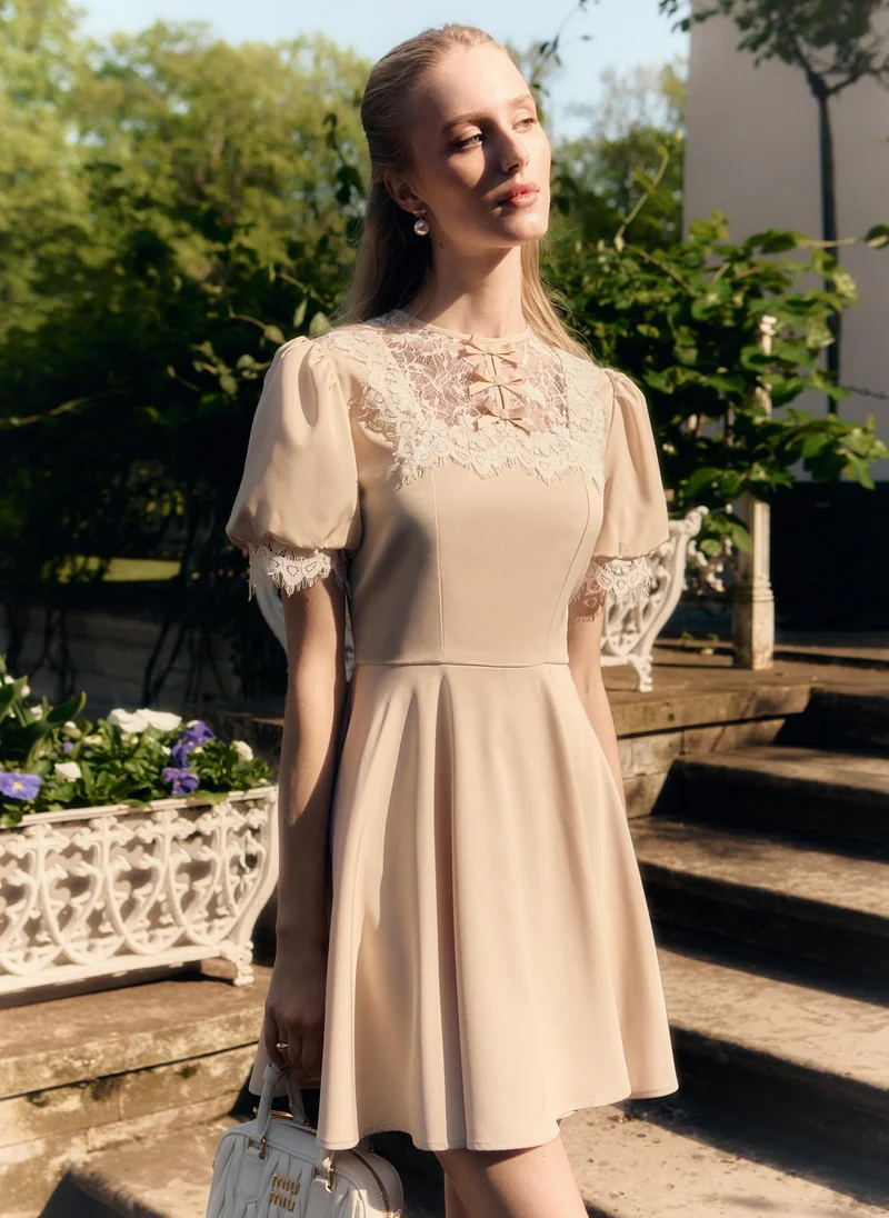 Lichi Mini dress with lace collar and cuffs