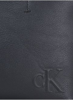 Calvin Klein Jeans Women's Ultralight Longday Tote  - Image 3