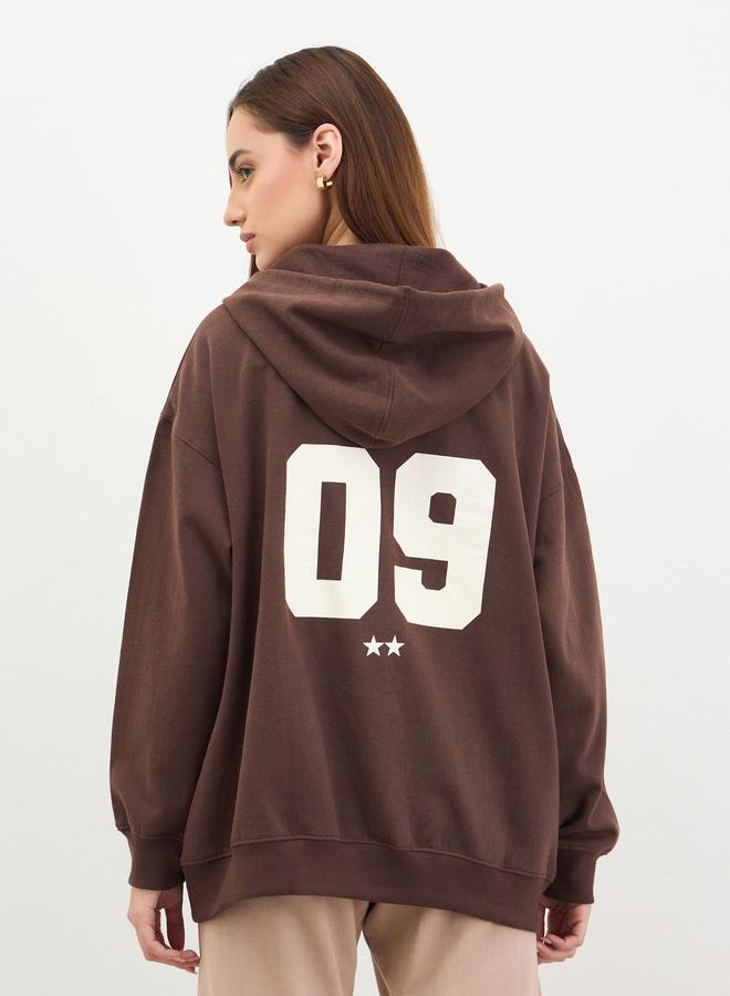 ستايلي سويت شيرت طويل بطبعة جرافيك - Image 4