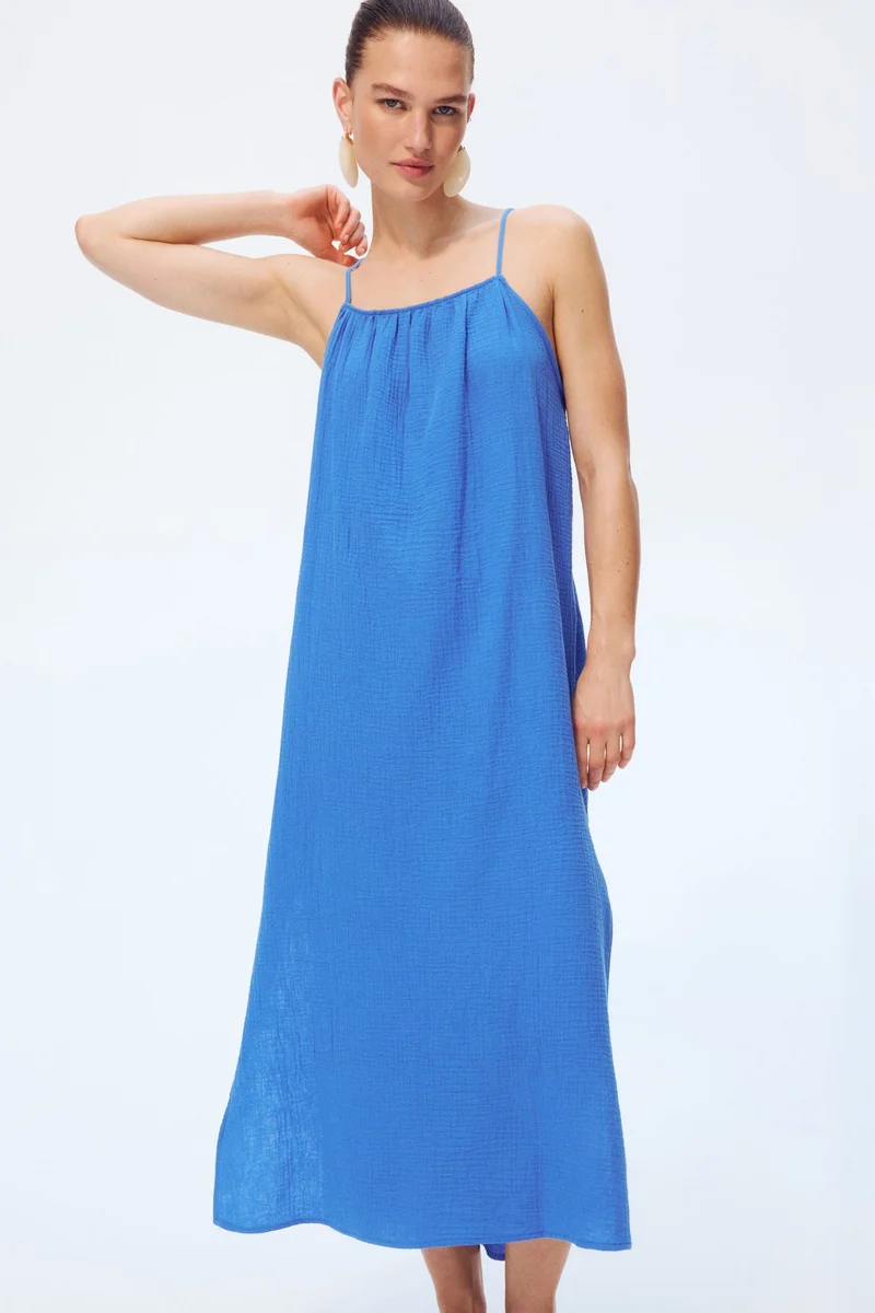 اتش اند ام فستان شاطئ من الموسلين