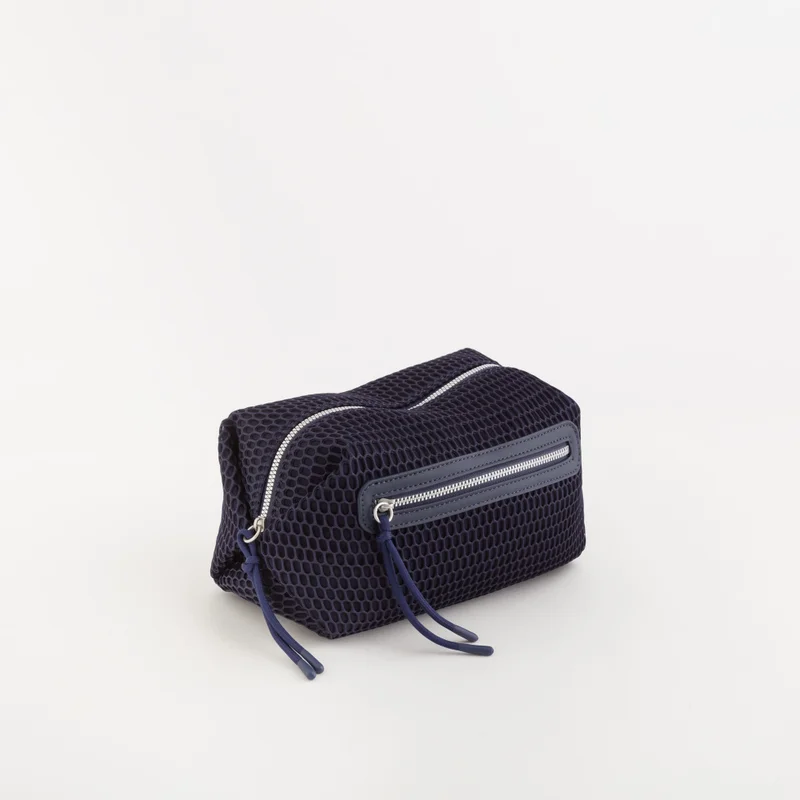 CARPISA Women's Toiletry Bag - Aryna Beauty