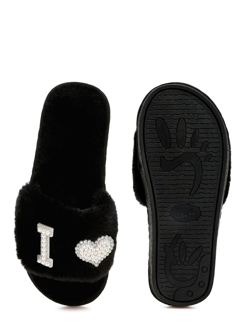 لندن راج شباشب نسائية من الفرو من ماركة لندن راج باللون الأسود - Image 5