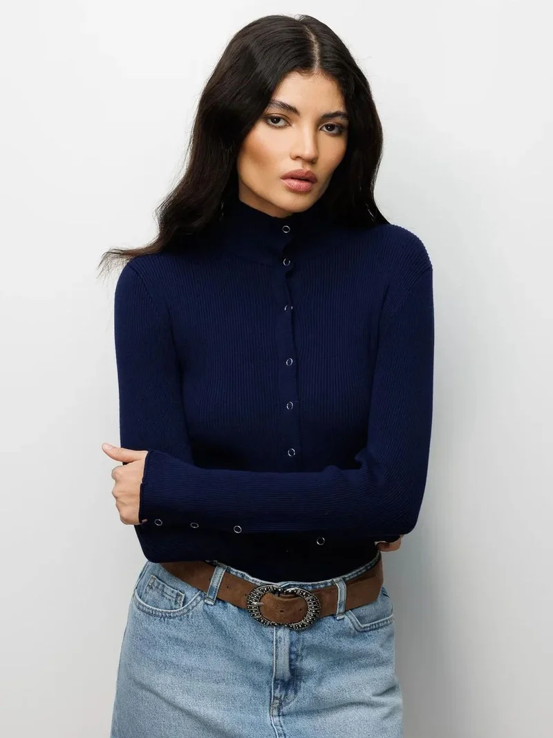 ميكسراي MIXRAY Slim Fit Half Turtleneck Cardigan with Button Closure