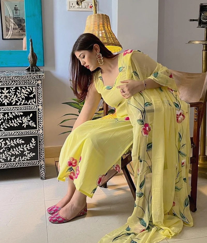 GoSriKi GoSriKi Women's Rayon Viscose Straight Printed Kurta with Pant & Dupatta (REHNUMA Yellow-GS_L_Yellow_Large)