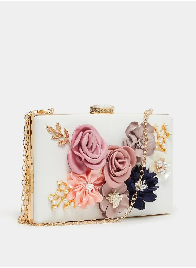 ستايلي Flower Embellished Clutch Chain Strap